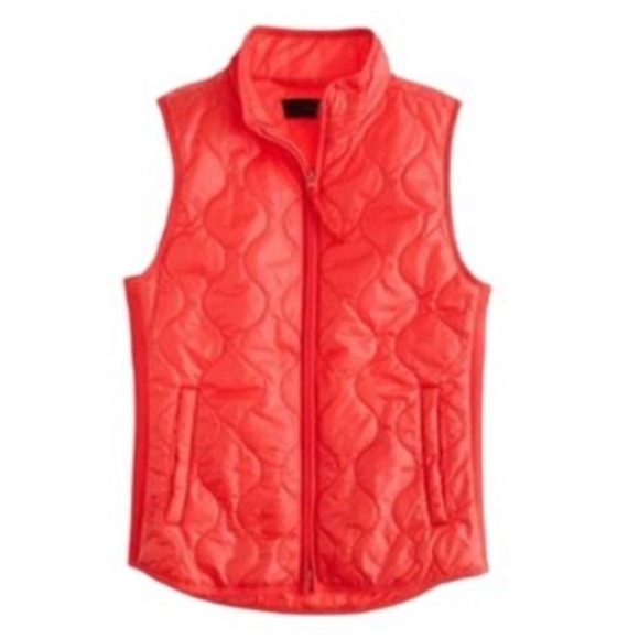 J. Crew Women's Primaloft Layering Vest in the Color Sweet Persimmon Siz… - Picture 2 of 7